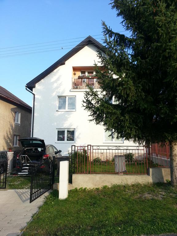Ubytovanie U Vlasty Strba Bagian luar foto